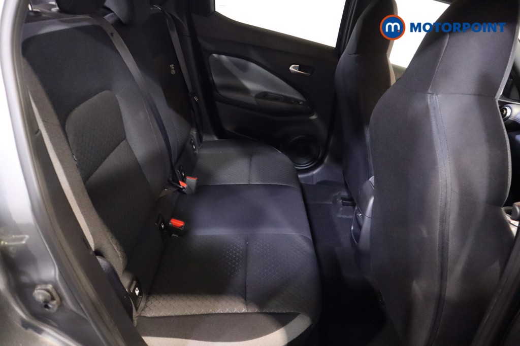 Nissan Juke N-Connecta Manual Petrol SUV - Stock Number (1603117) - 7th supplementary image