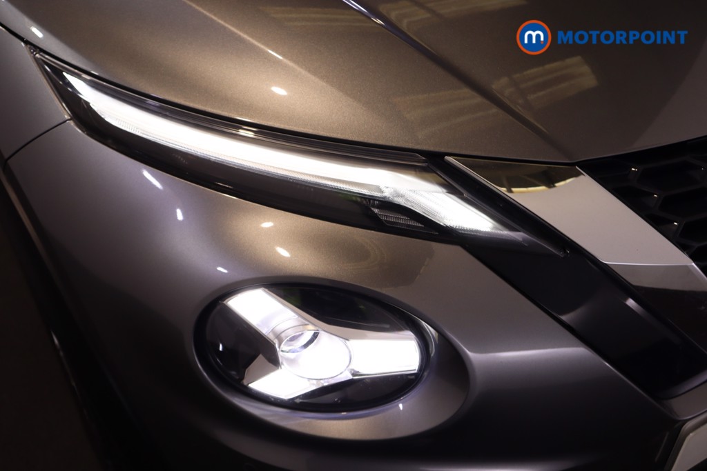 Nissan Juke N-Connecta Manual Petrol SUV - Stock Number (1603117) - 32nd supplementary image