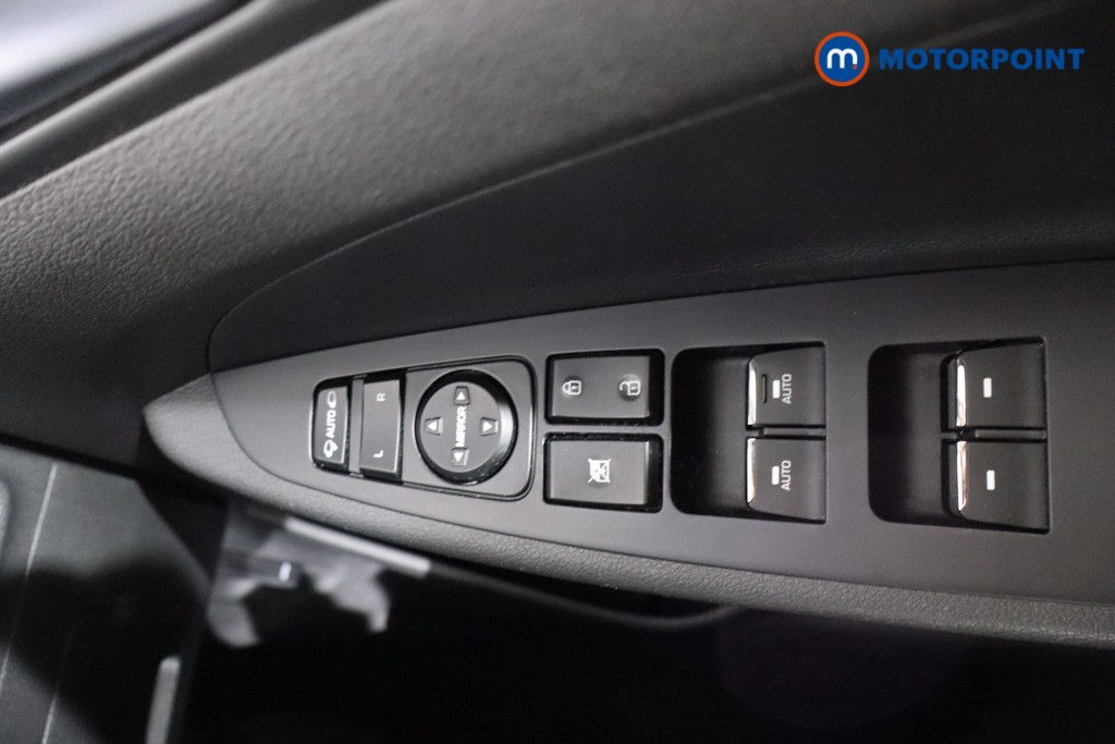 Hyundai Tucson Se Nav Manual Petrol SUV - Stock Number (1603313) - 15th supplementary image