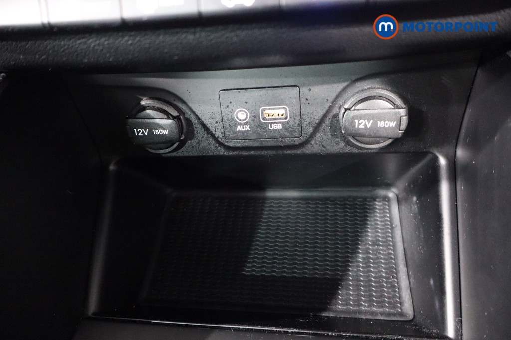 Hyundai Tucson Se Nav Manual Petrol SUV - Stock Number (1603313) - 18th supplementary image