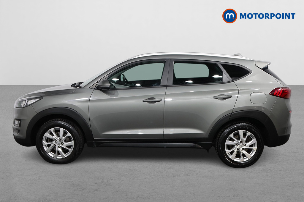 Hyundai Tucson Se Nav Manual Petrol SUV - Stock Number (1603313) - Passenger side