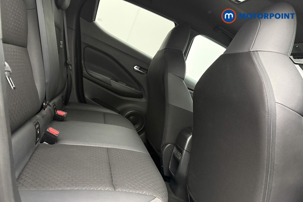 Nissan Juke N-Connecta Manual Petrol SUV - Stock Number (1553964) - 10th supplementary image