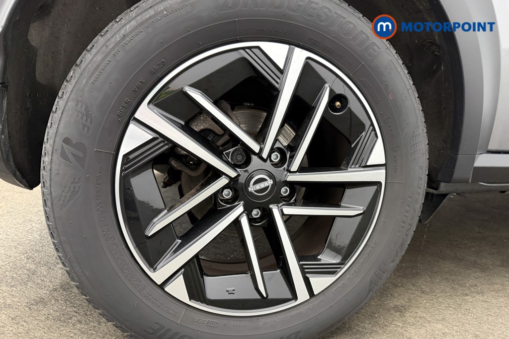 Nissan Juke N-Connecta Manual Petrol SUV - Stock Number (1553964) - 11th supplementary image