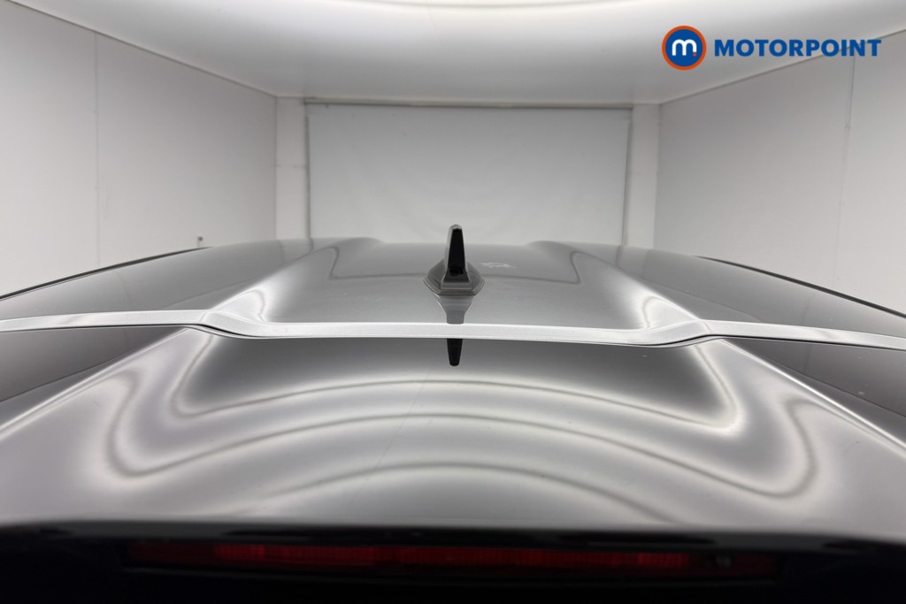 Nissan Juke N-Connecta Manual Petrol SUV - Stock Number (1553964) - 30th supplementary image