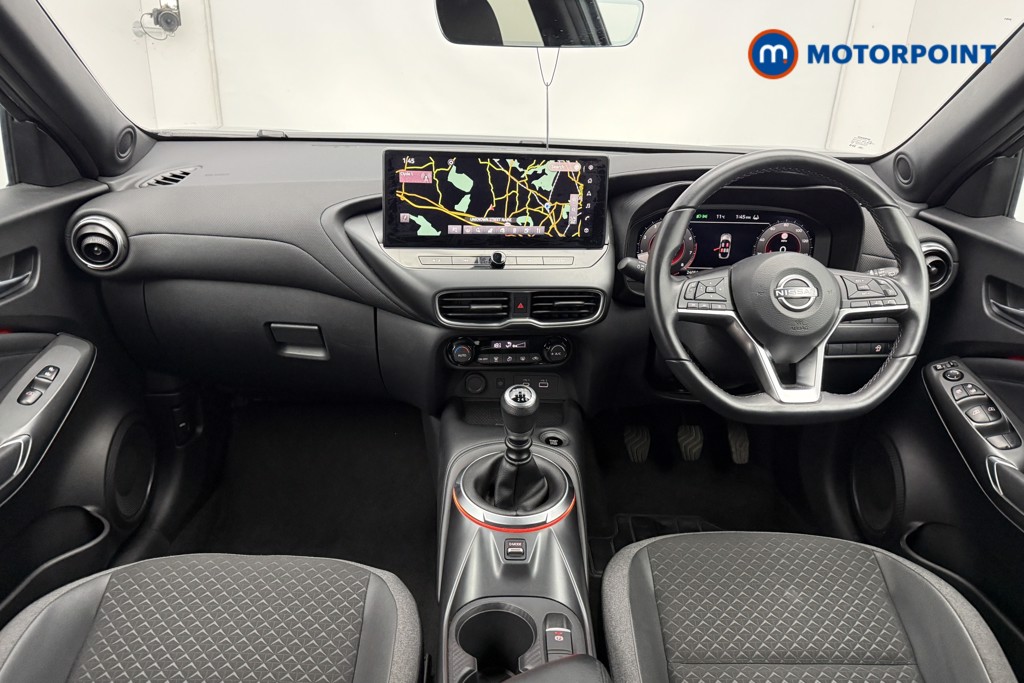 Nissan Juke N-Connecta Manual Petrol SUV - Stock Number (1553964) - 1st supplementary image
