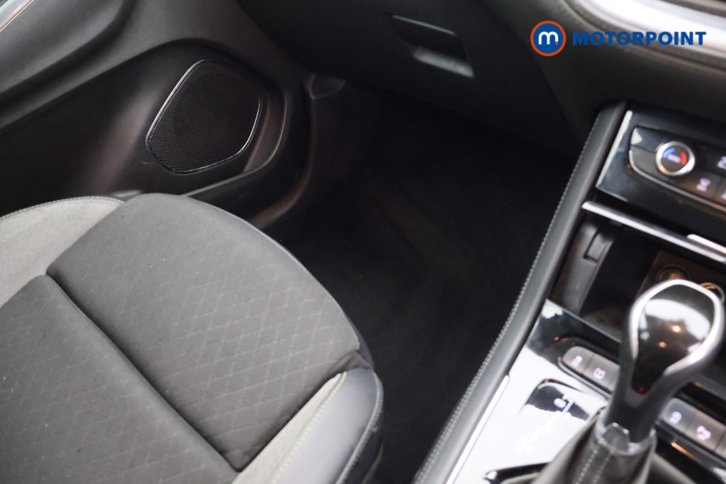 Vauxhall Grandland X Tech Line Nav Automatic Petrol SUV - Stock Number (1585089) - 8th supplementary image