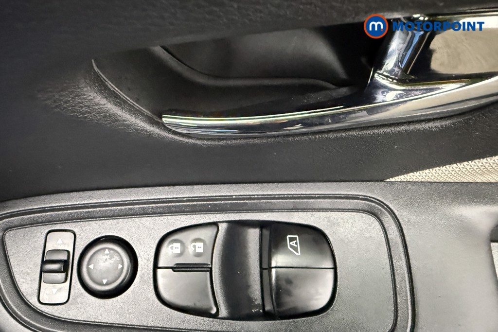 Nissan Micra Acenta Manual Diesel Hatchback - Stock Number (1586297) - 17th supplementary image