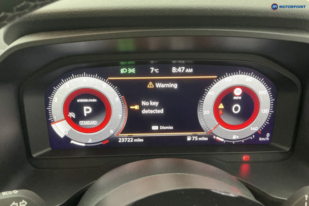 Nissan Qashqai N-Connecta Automatic Petrol SUV - Stock Number (1588923) - 9th supplementary image