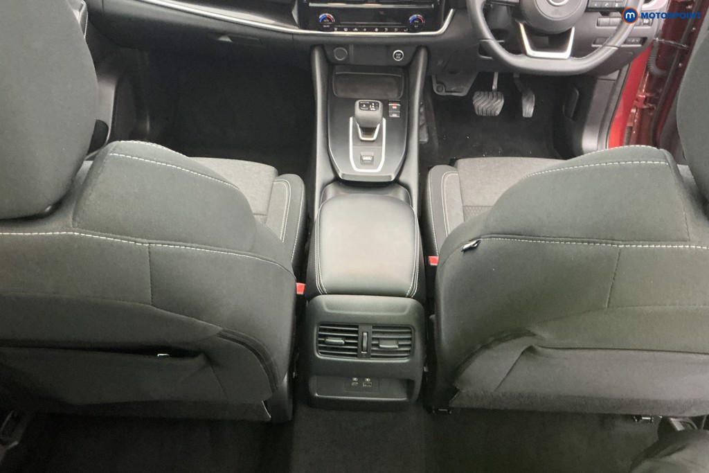 Nissan Qashqai N-Connecta Automatic Petrol SUV - Stock Number (1588923) - 10th supplementary image