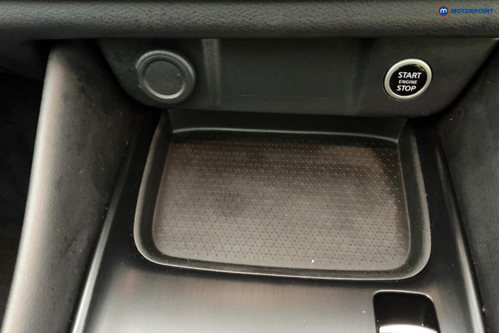 Nissan Qashqai N-Connecta Automatic Petrol SUV - Stock Number (1588923) - 16th supplementary image