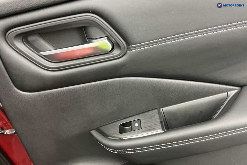 Nissan Qashqai N-Connecta Automatic Petrol SUV - Stock Number (1588923) - 26th supplementary image