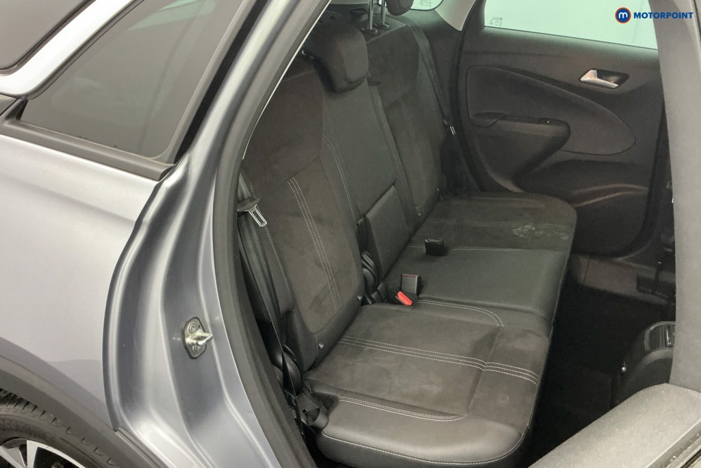 Vauxhall Crossland Ultimate Manual Diesel SUV - Stock Number (1590674) - 4th supplementary image