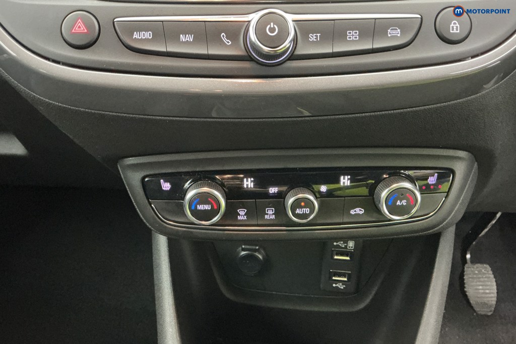 Vauxhall Crossland Ultimate Manual Diesel SUV - Stock Number (1590674) - 16th supplementary image