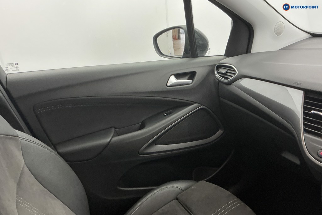 Vauxhall Crossland Ultimate Manual Diesel SUV - Stock Number (1590674) - 17th supplementary image