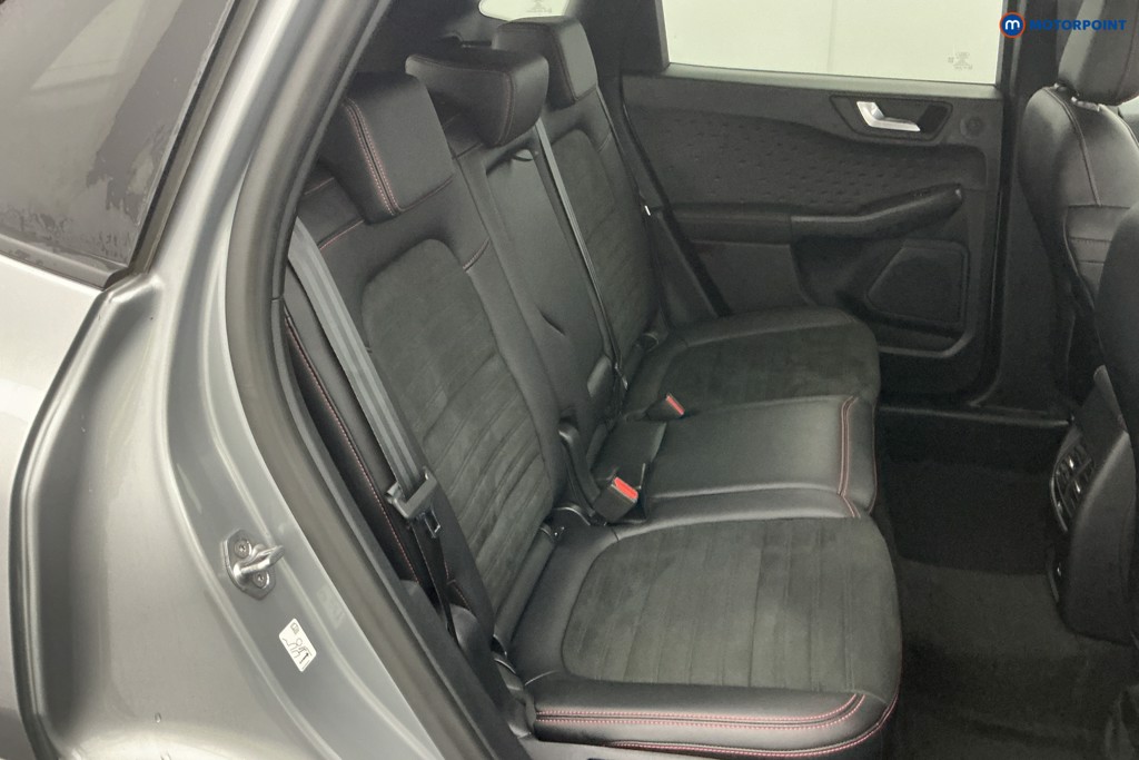 Ford Kuga St-Line Edition Manual Petrol SUV - Stock Number (1590979) - 5th supplementary image