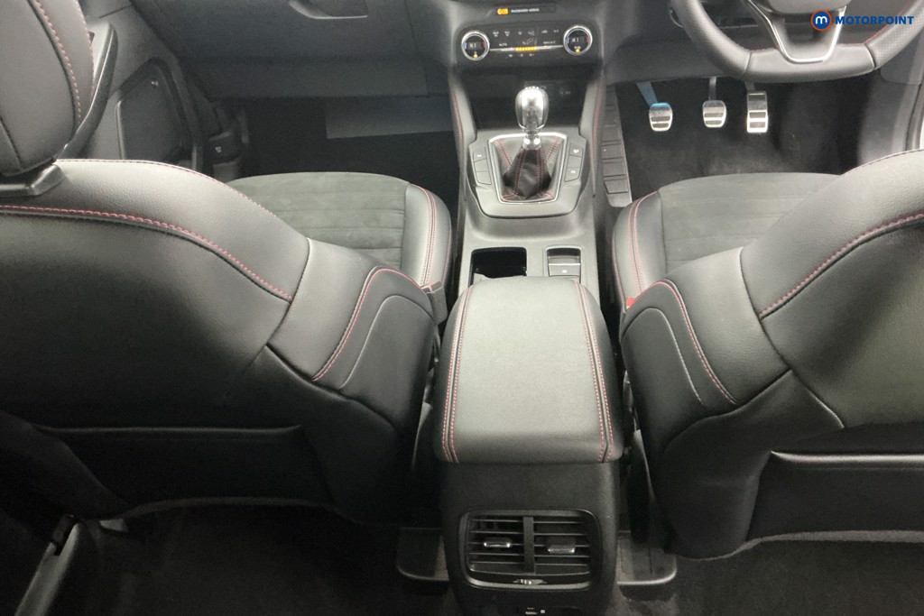 Ford Kuga St-Line Edition Manual Petrol SUV - Stock Number (1590979) - 11th supplementary image