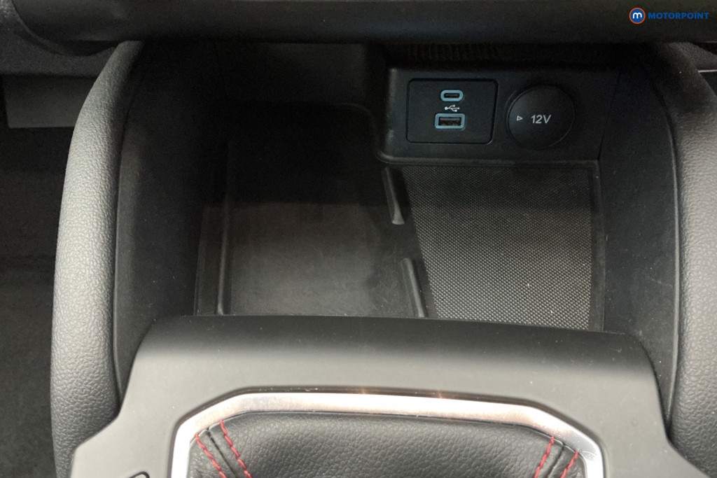 Ford Kuga St-Line Edition Manual Petrol SUV - Stock Number (1590979) - 18th supplementary image