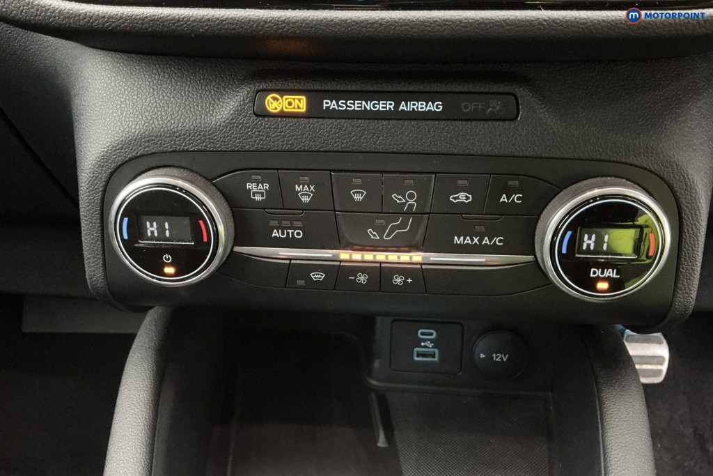 Ford Kuga St-Line Edition Manual Petrol SUV - Stock Number (1590979) - 19th supplementary image