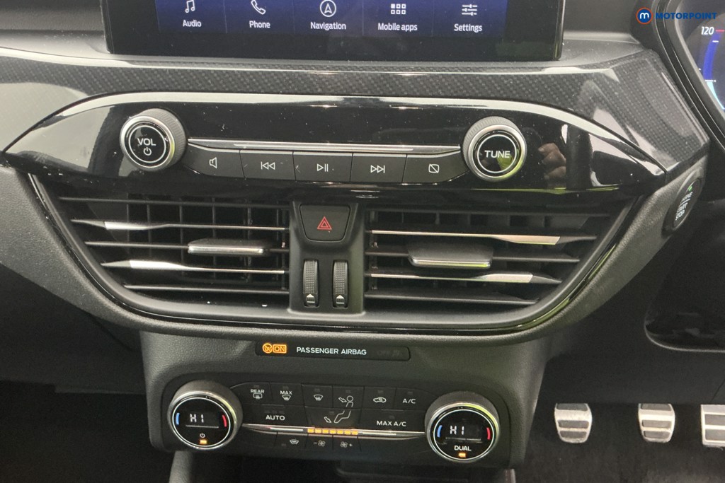 Ford Kuga St-Line Edition Manual Petrol SUV - Stock Number (1590979) - 20th supplementary image