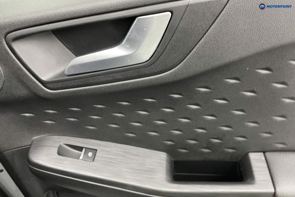 Ford Kuga St-Line Edition Manual Petrol SUV - Stock Number (1590979) - 28th supplementary image