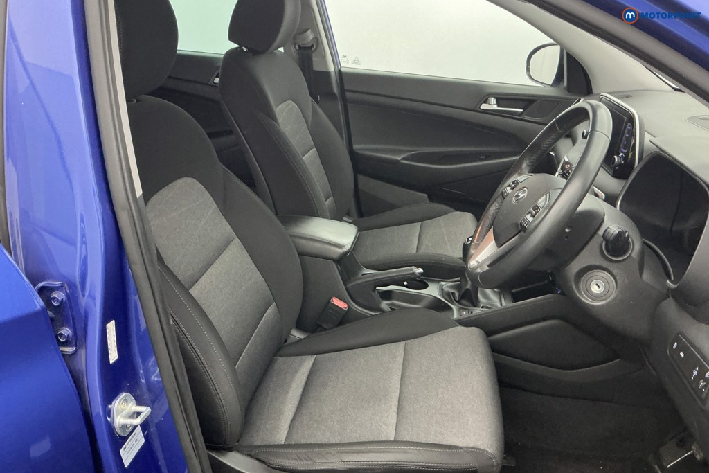 Hyundai Tucson Se Nav Manual Petrol SUV - Stock Number (1591427) - 6th supplementary image