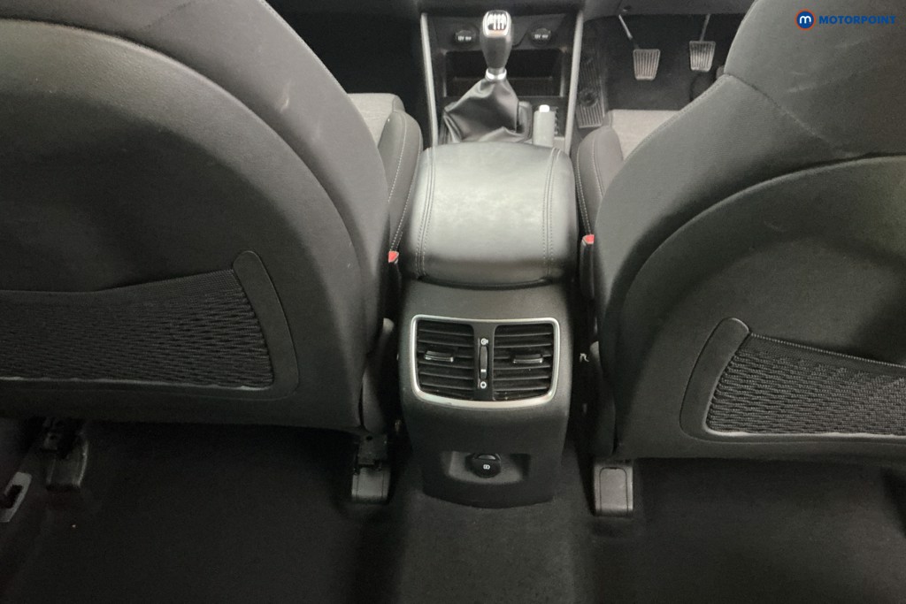 Hyundai Tucson Se Nav Manual Petrol SUV - Stock Number (1591427) - 11th supplementary image