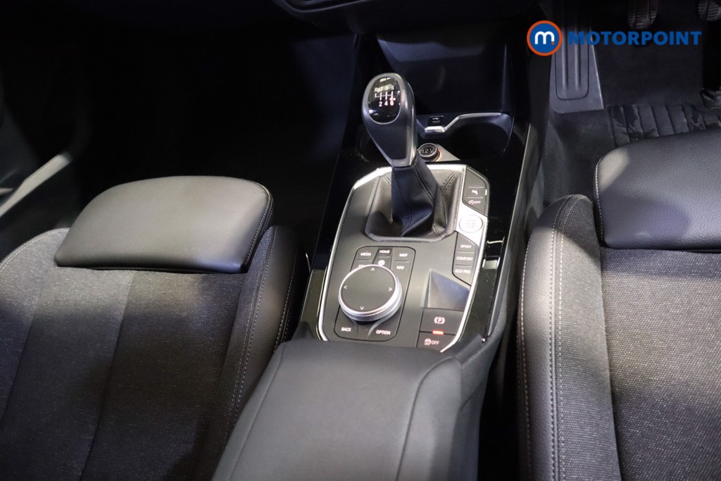 BMW 2 Series Sport Manual Petrol Saloon - Stock Number (1594157) - 6th supplementary image