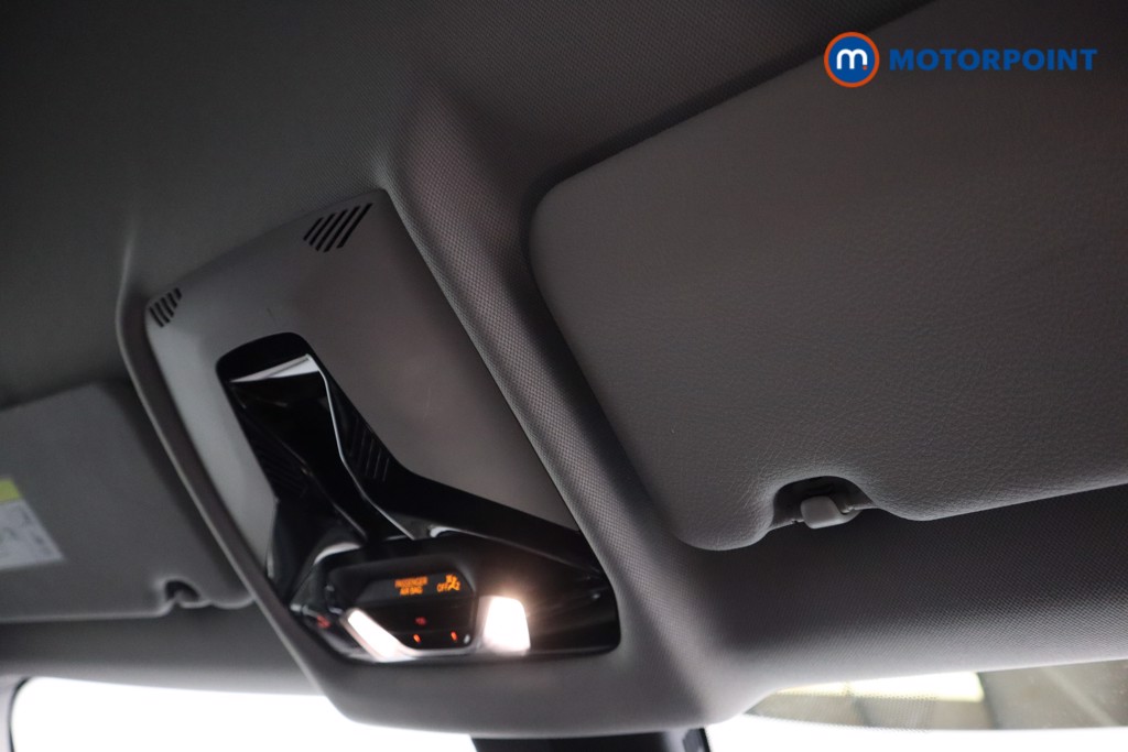 BMW 2 Series Sport Manual Petrol Saloon - Stock Number (1594157) - 8th supplementary image