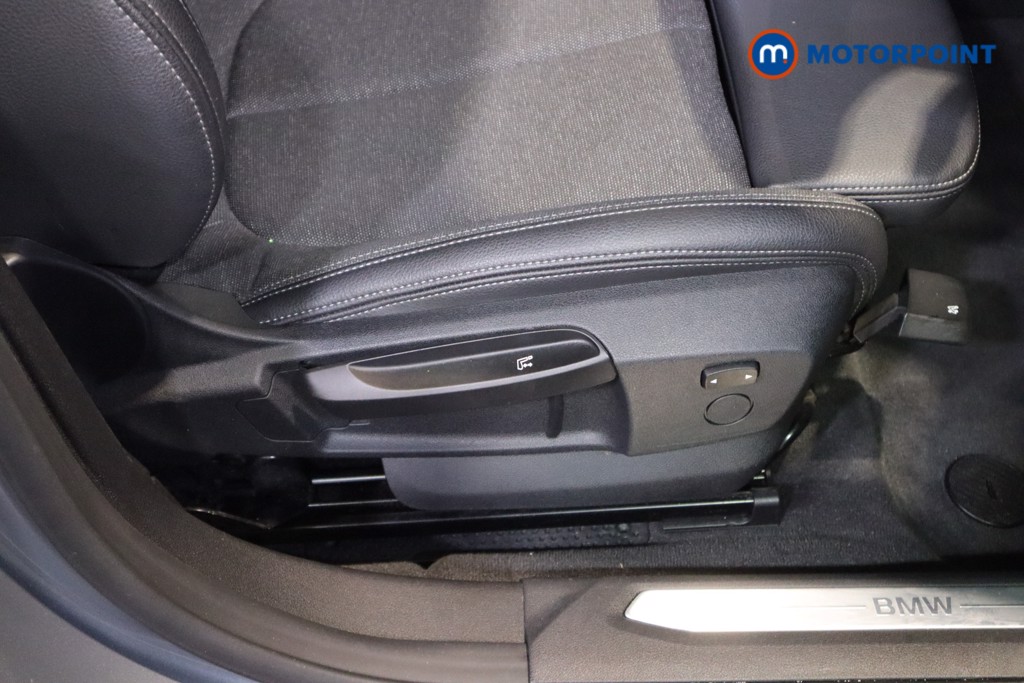 BMW 2 Series Sport Manual Petrol Saloon - Stock Number (1594157) - 16th supplementary image