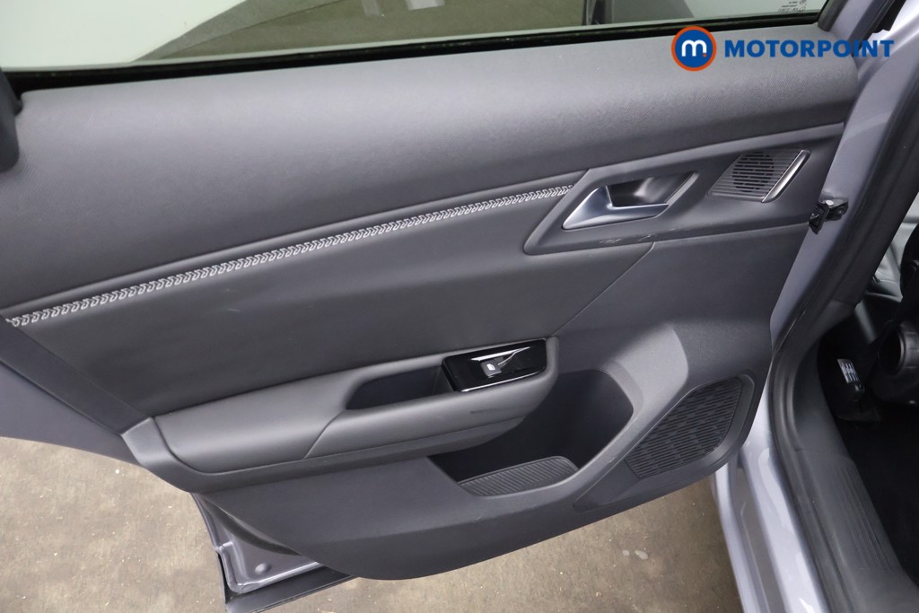 Citroen C5 X Shine Automatic Petrol Hatchback - Stock Number (1595112) - 17th supplementary image