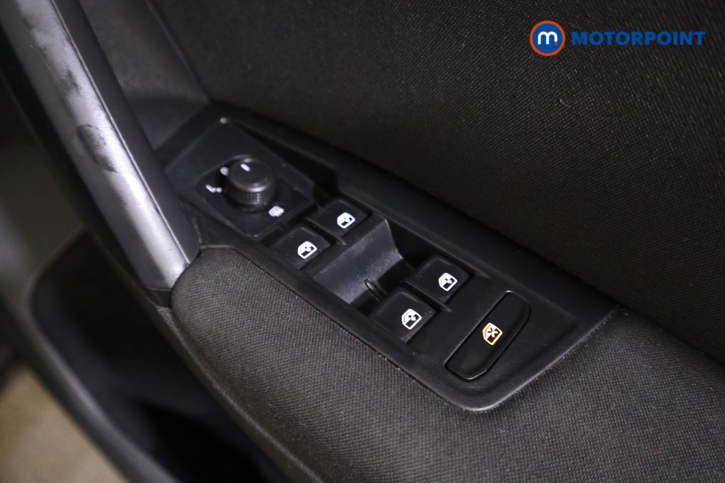 Volkswagen Tiguan S Manual Petrol SUV - Stock Number (1595600) - 10th supplementary image