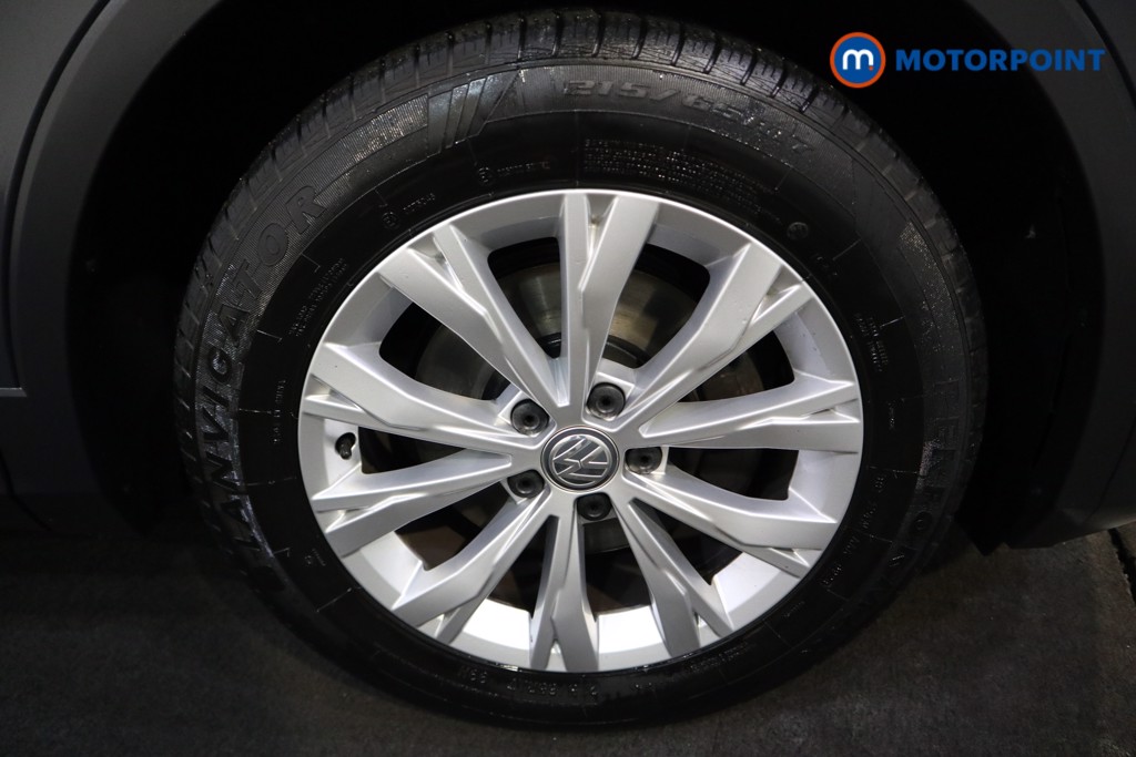 Volkswagen Tiguan S Manual Petrol SUV - Stock Number (1595600) - 17th supplementary image