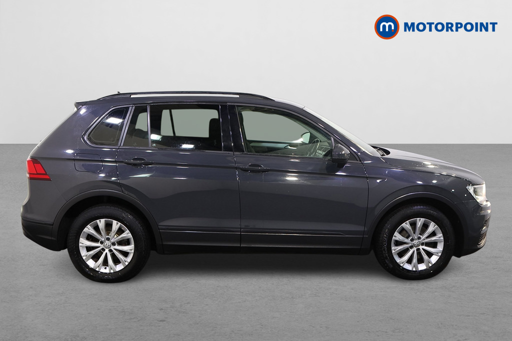 Volkswagen Tiguan S Manual Petrol SUV - Stock Number (1595600) - Drivers side