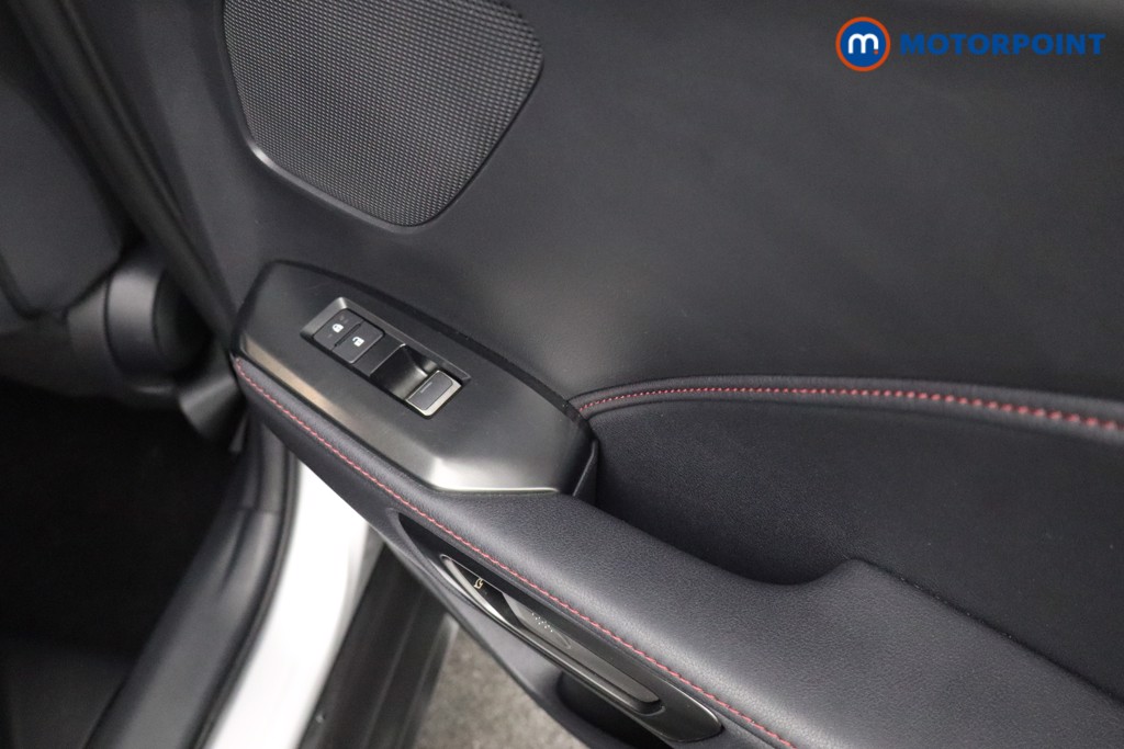 Lexus LBX Premium Plus Automatic Petrol-Electric Hybrid SUV - Stock Number (1595646) - 16th supplementary image