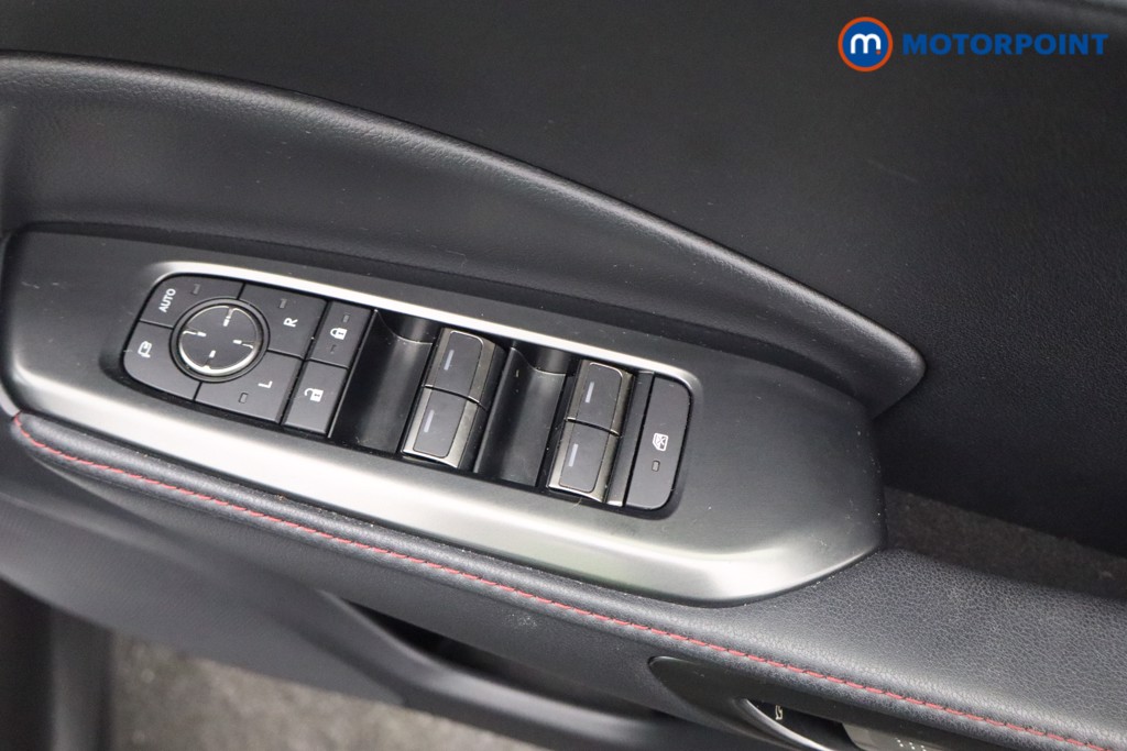 Lexus LBX Premium Plus Automatic Petrol-Electric Hybrid SUV - Stock Number (1595646) - 19th supplementary image