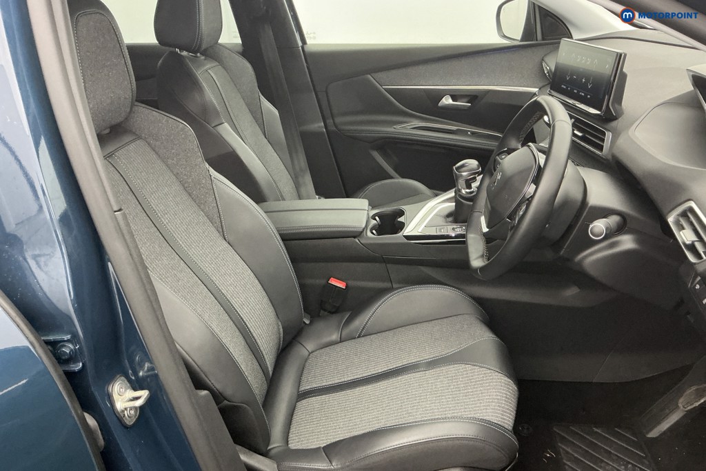 Peugeot 3008 Allure Premium Manual Diesel SUV - Stock Number (1596411) - 5th supplementary image