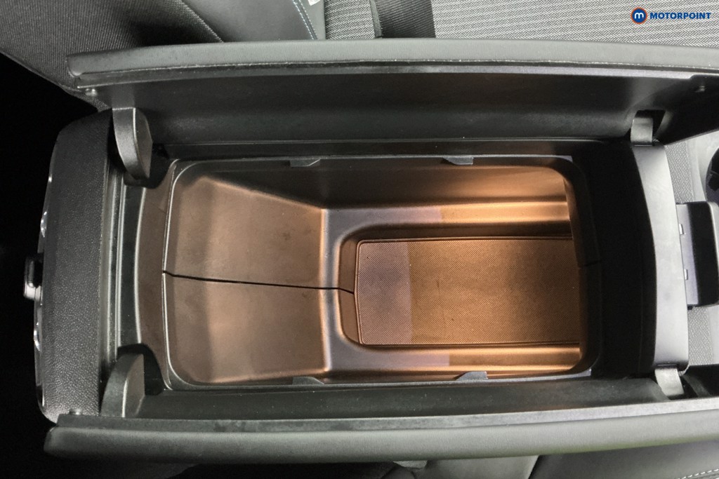 Peugeot 3008 Allure Premium Manual Diesel SUV - Stock Number (1596411) - 14th supplementary image