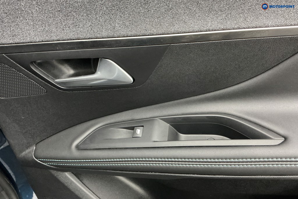 Peugeot 3008 Allure Premium Manual Diesel SUV - Stock Number (1596411) - 26th supplementary image