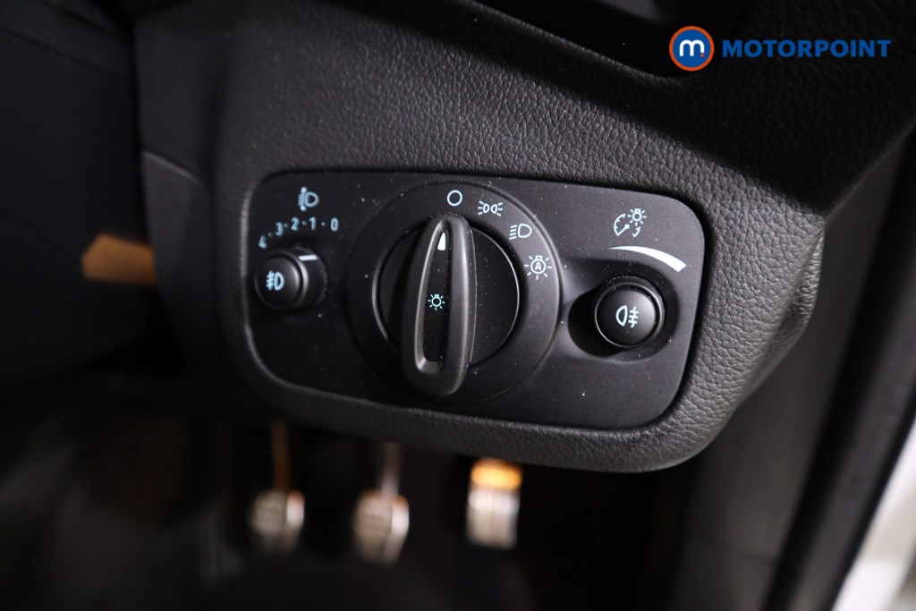 Ford Kuga St-Line Manual Petrol SUV - Stock Number (1597006) - 12th supplementary image