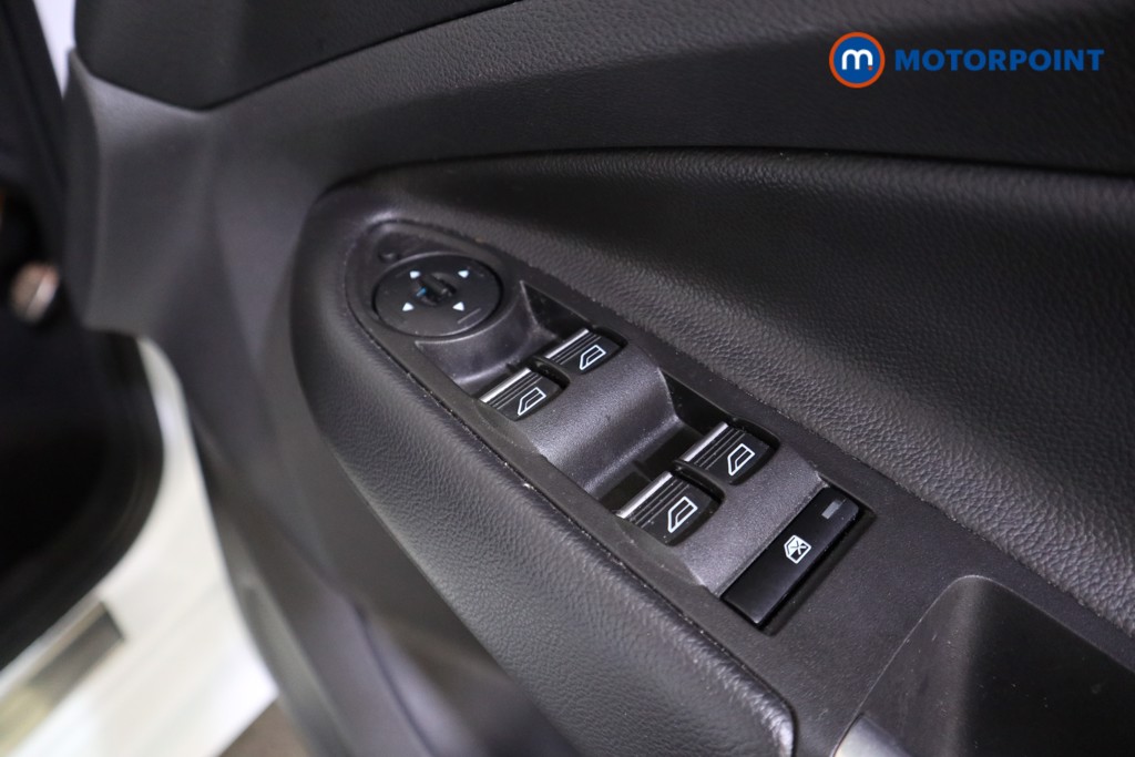 Ford Kuga St-Line Manual Petrol SUV - Stock Number (1597006) - 14th supplementary image