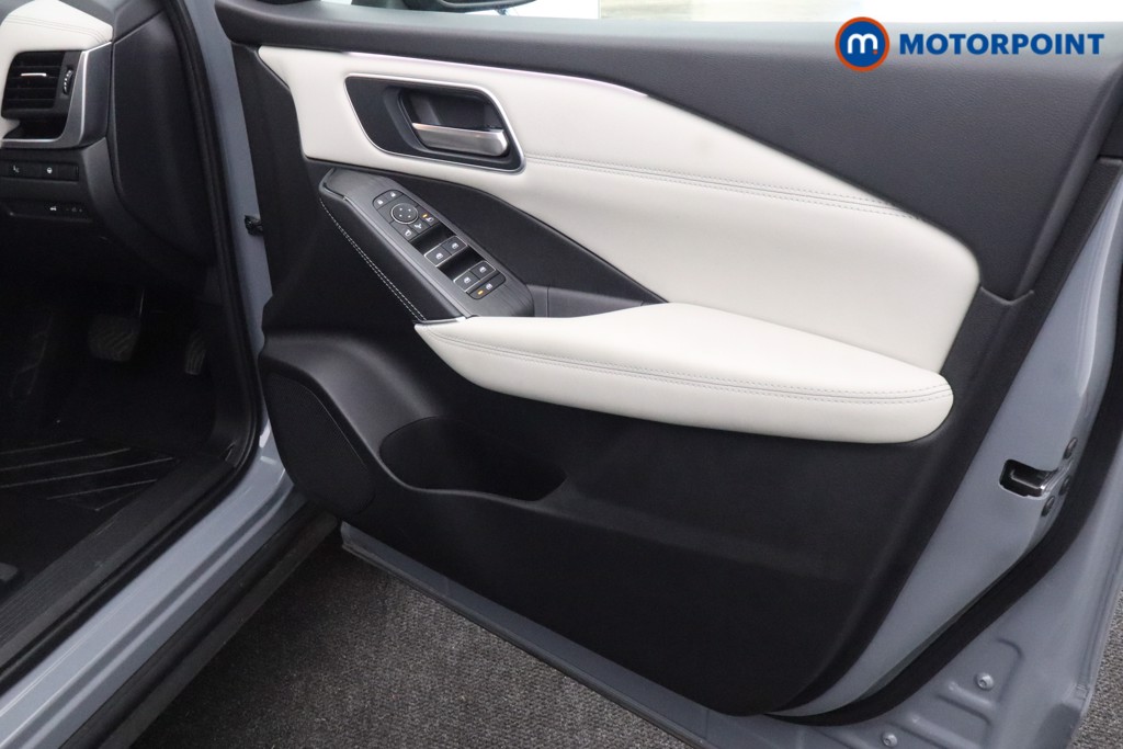 Nissan Qashqai Tekna Automatic Petrol-Electric Hybrid SUV - Stock Number (1597018) - 10th supplementary image