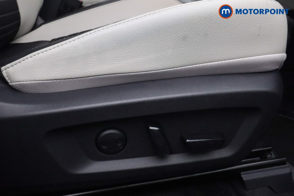 Nissan Qashqai Tekna Automatic Petrol-Electric Hybrid SUV - Stock Number (1597018) - 11th supplementary image