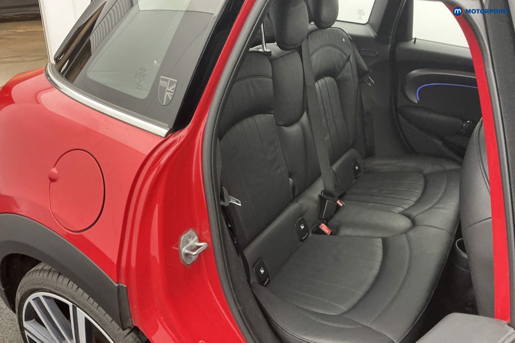 Mini Hatchback Cooper Exclusive Automatic Petrol Hatchback - Stock Number (1597313) - 5th supplementary image