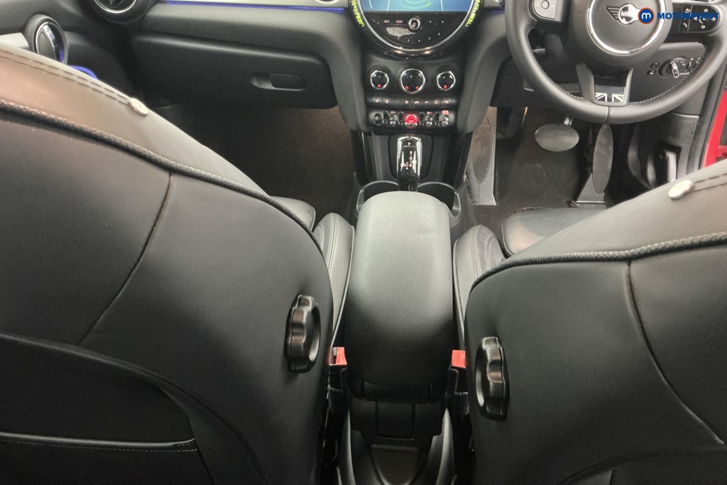 Mini Hatchback Cooper Exclusive Automatic Petrol Hatchback - Stock Number (1597313) - 12th supplementary image
