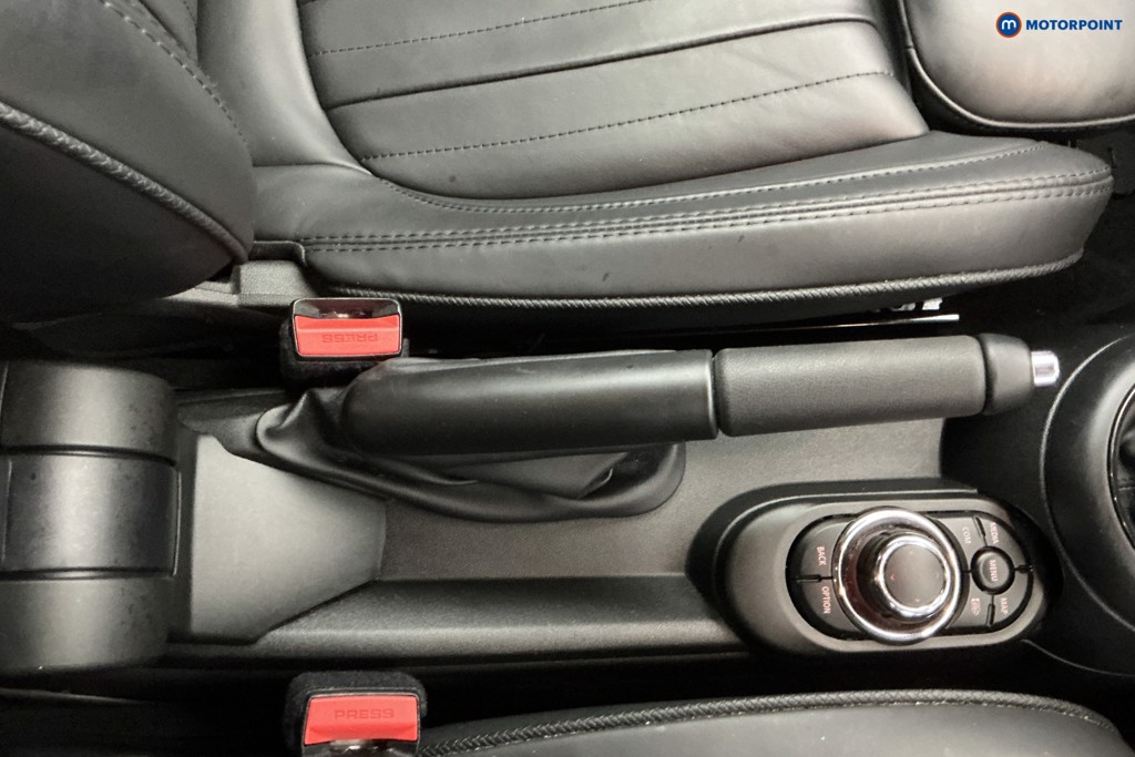 Mini Hatchback Cooper Exclusive Automatic Petrol Hatchback - Stock Number (1597313) - 15th supplementary image