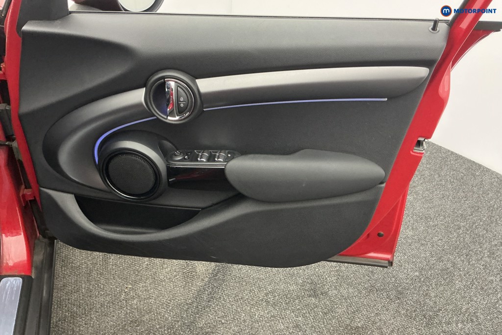 Mini Hatchback Cooper Exclusive Automatic Petrol Hatchback - Stock Number (1597313) - 23rd supplementary image