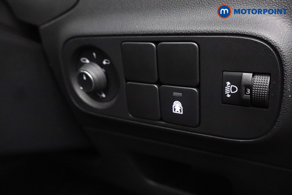 Citroen C3 MAX Automatic Petrol Hatchback - Stock Number (1597457) - 12th supplementary image