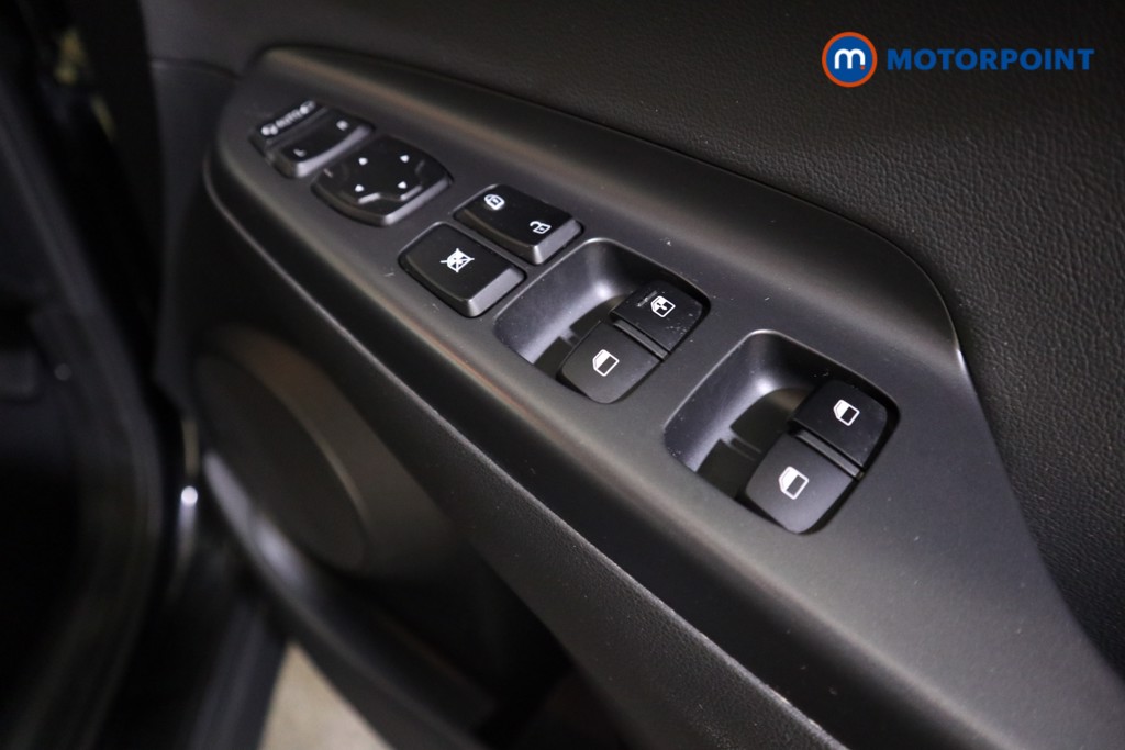 Hyundai Kona Premium Se Manual Petrol SUV - Stock Number (1598057) - 14th supplementary image