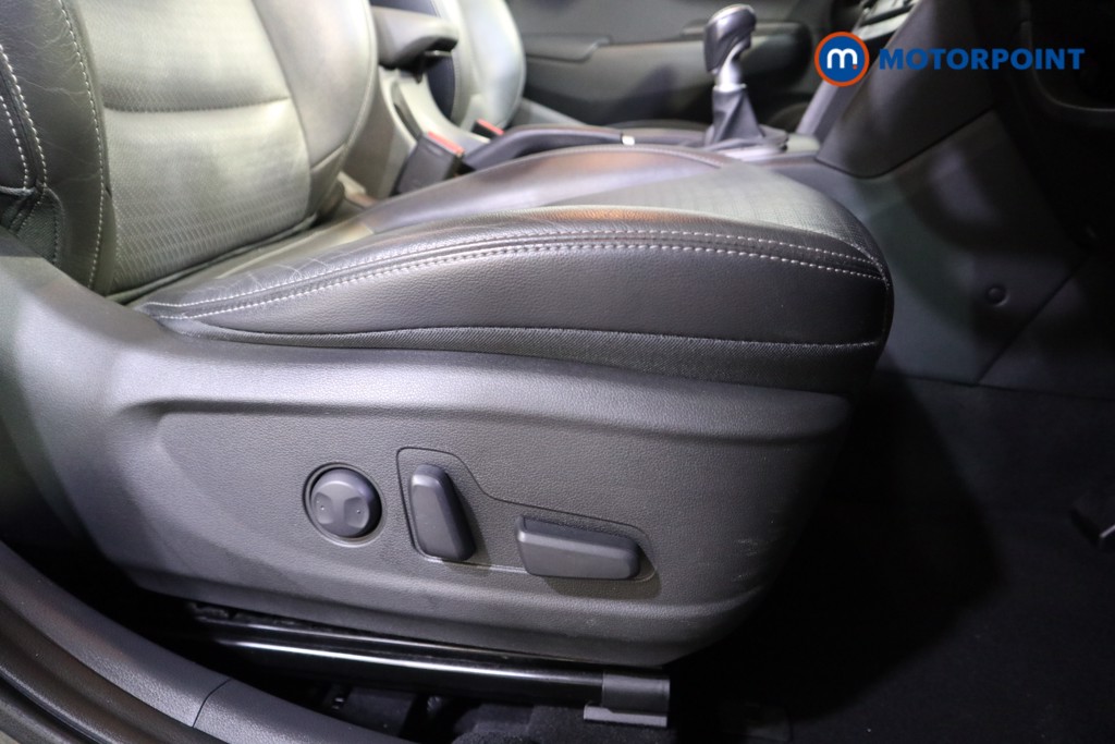 Hyundai Kona Premium Se Manual Petrol SUV - Stock Number (1598057) - 15th supplementary image