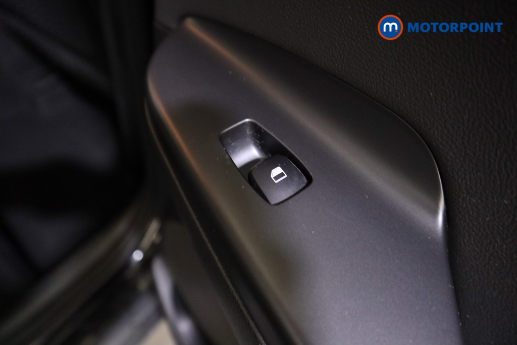 Hyundai Kona Premium Se Manual Petrol SUV - Stock Number (1598057) - 19th supplementary image